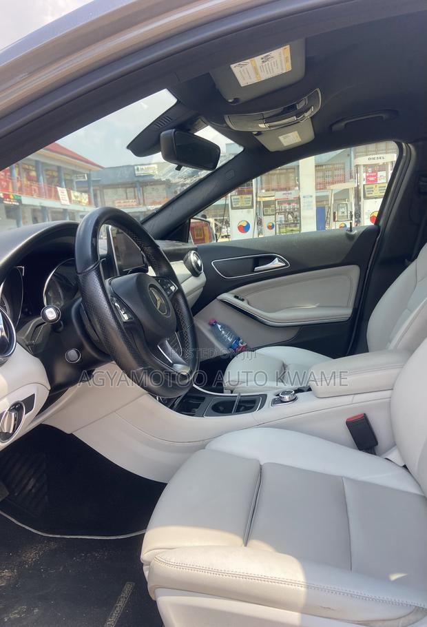 Mercedes-Benz GLA 250 2016 Gray