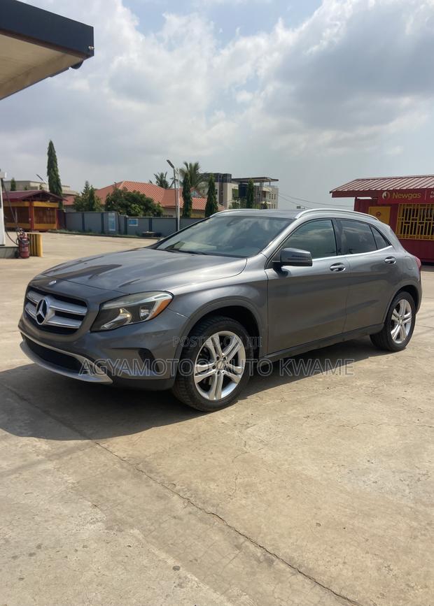 Mercedes-Benz GLA 250 2016 Gray