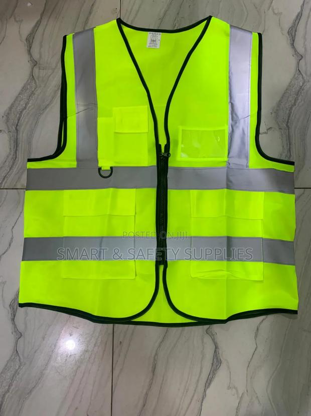 Lemon Green Reflective Vests · Photo 2