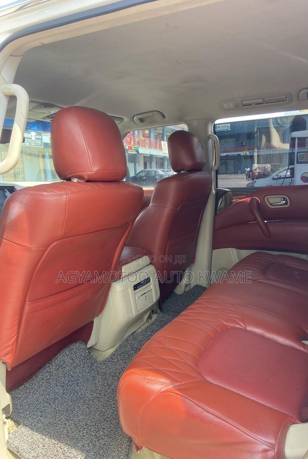 Nissan Patrol 4.5 2012 Off white