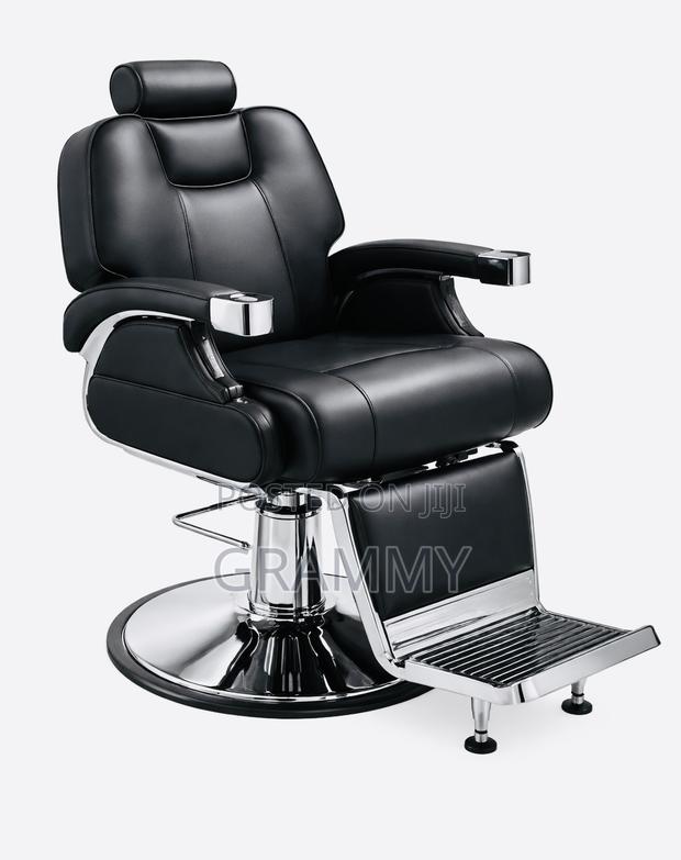 Hydraulic Barber Chair.