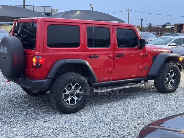 Jeep Wrangler 2022 Red