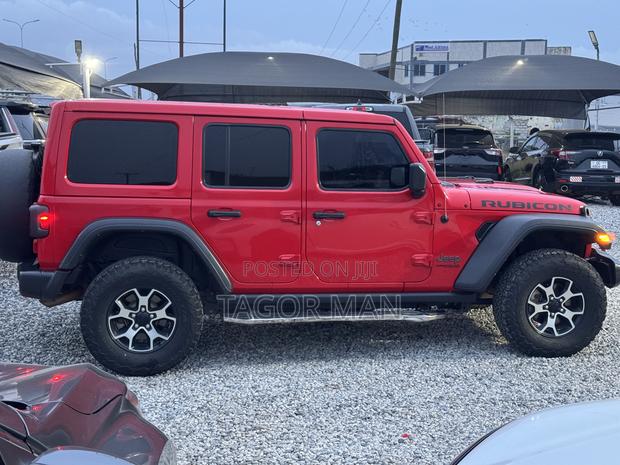 Jeep Wrangler 2022 Red