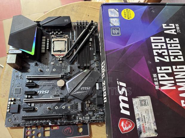 Msi Z390 Gaming Edge Wifi + Intel I7 photo 2