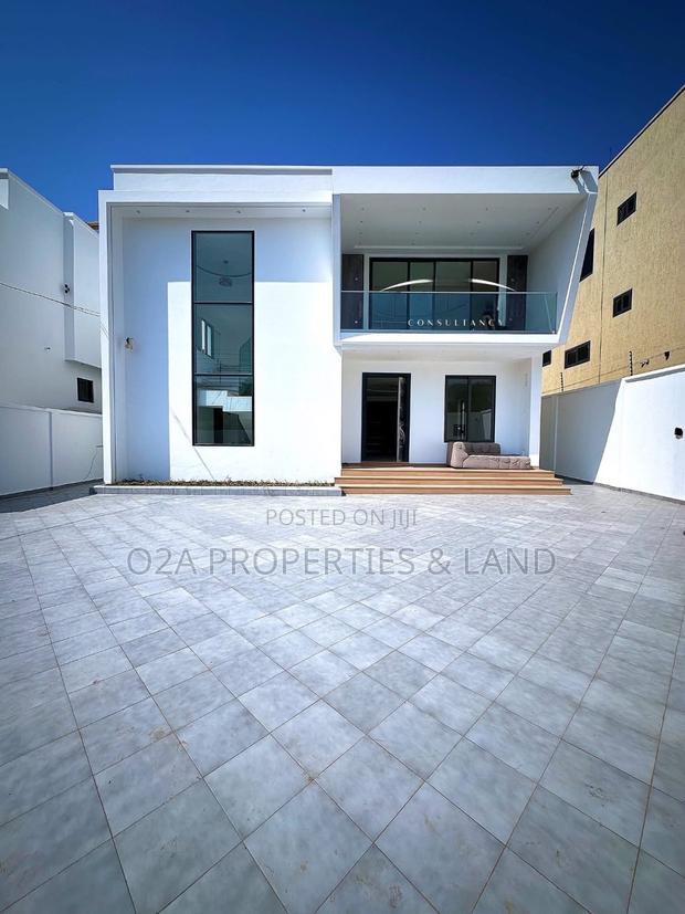 4bdrm House in East Legon, A&C Mall Area for sale