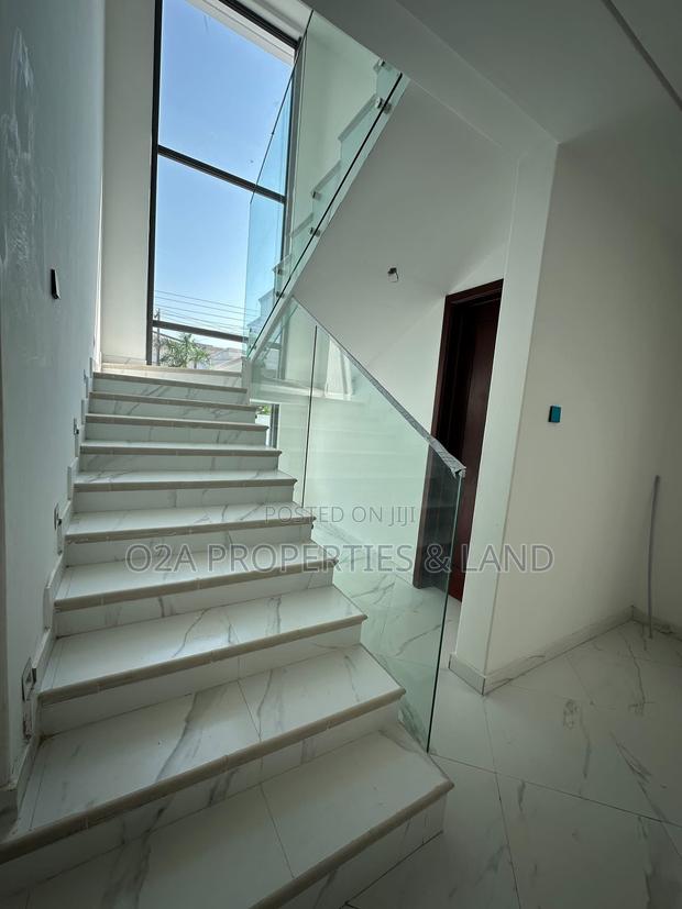4bdrm House in East Legon, A&C Mall Area for sale photo 5