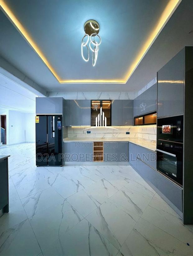 4bdrm House in East Legon, A&C Mall Area for sale photo 12
