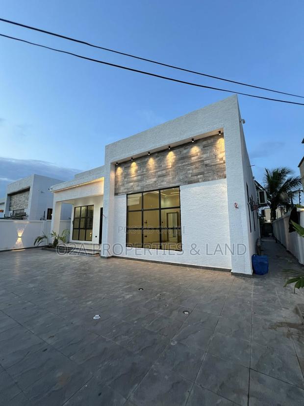 3bdrm House in East Legon Hills for sale photo 2