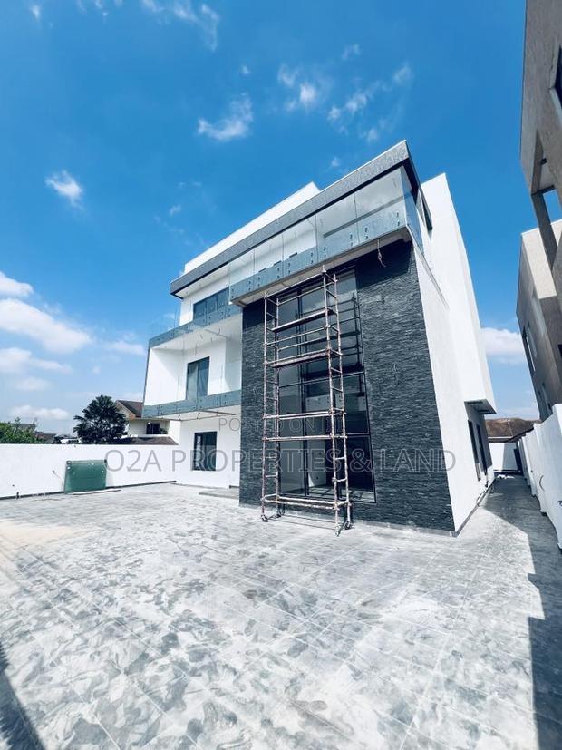 4bdrm House in Adjiringanor, Ability for sale photo 3