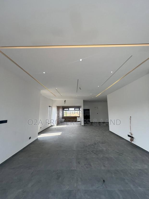 4bdrm House in Adjiringanor, Ability for sale photo 6
