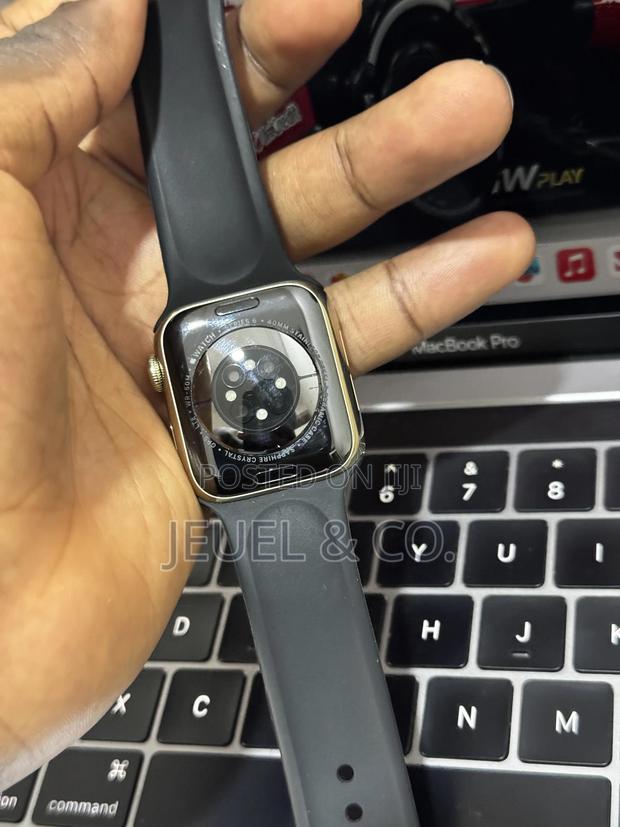 Apple Watch Series 6 Stainless Steel (Gold) photo 6