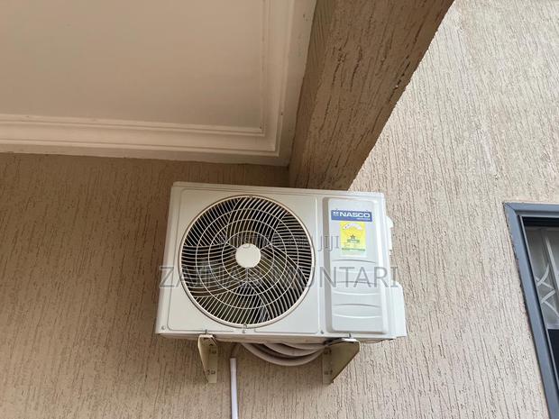 Used Ac 1.5hp for Sale photo 2