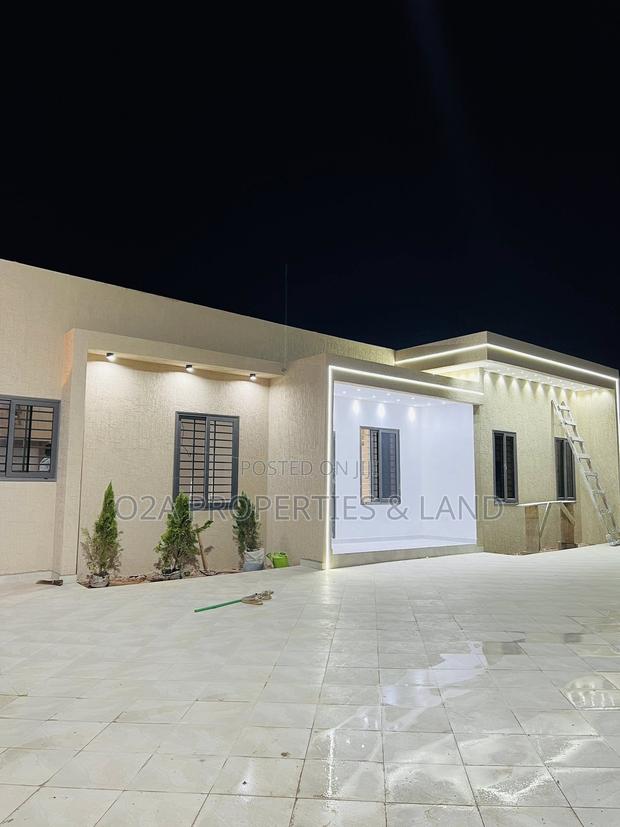 3bdrm House in Lakeside Estate for sale photo 4