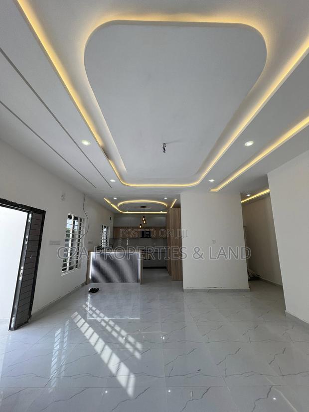 3bdrm House in Lakeside Estate for sale photo 7