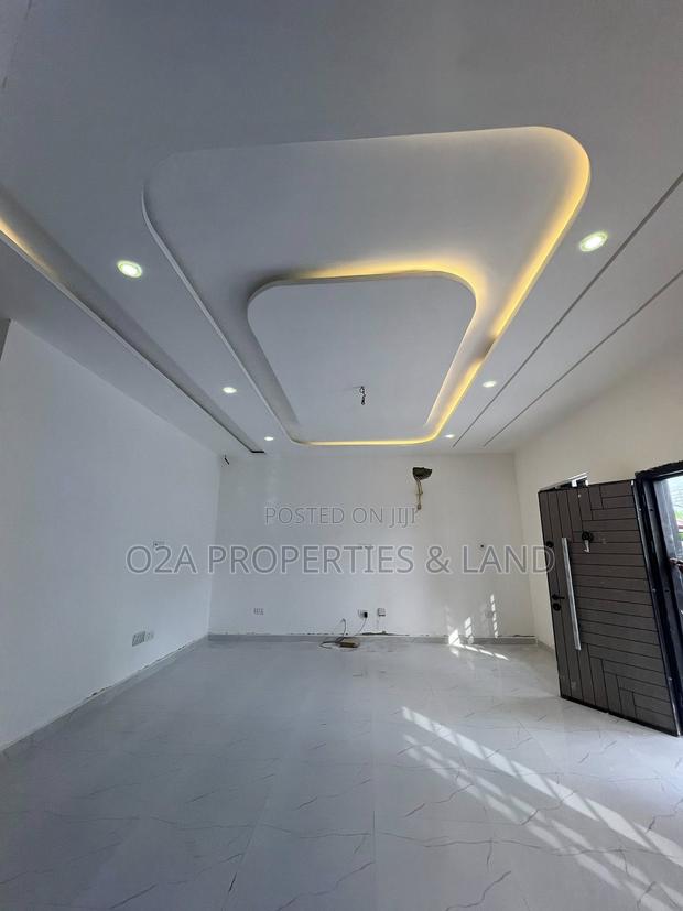 3bdrm House in Lakeside Estate for sale photo 11