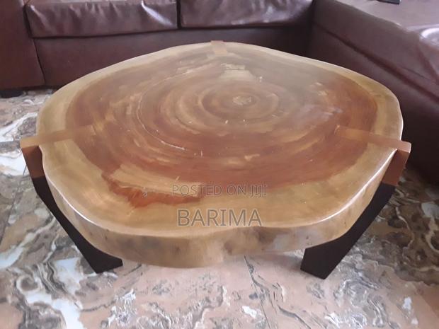 Centre and Coffee Tables photo 3