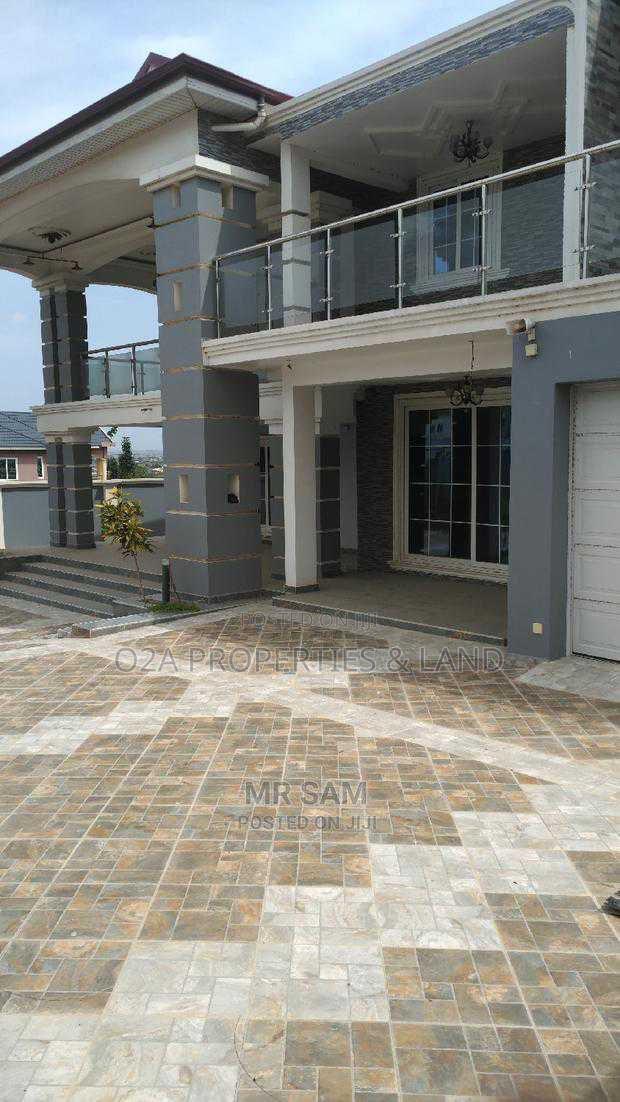 Furnished 8bdrm House in Tuba Junction, Ga South Municipal for sale photo 2