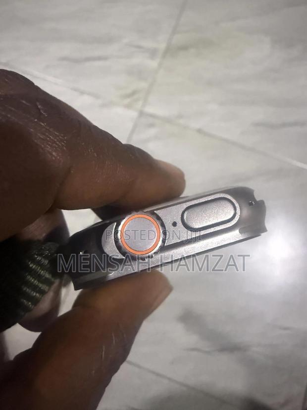 Apple Watch Ultra 2 photo 2