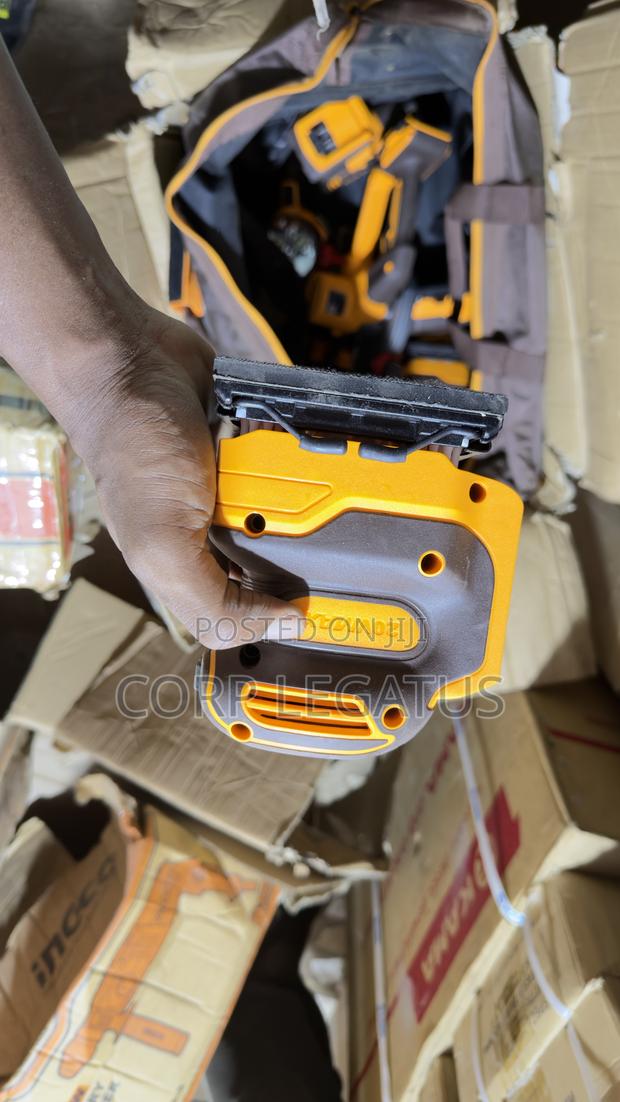 Ingco 20v Cordless Palm Sander photo 5