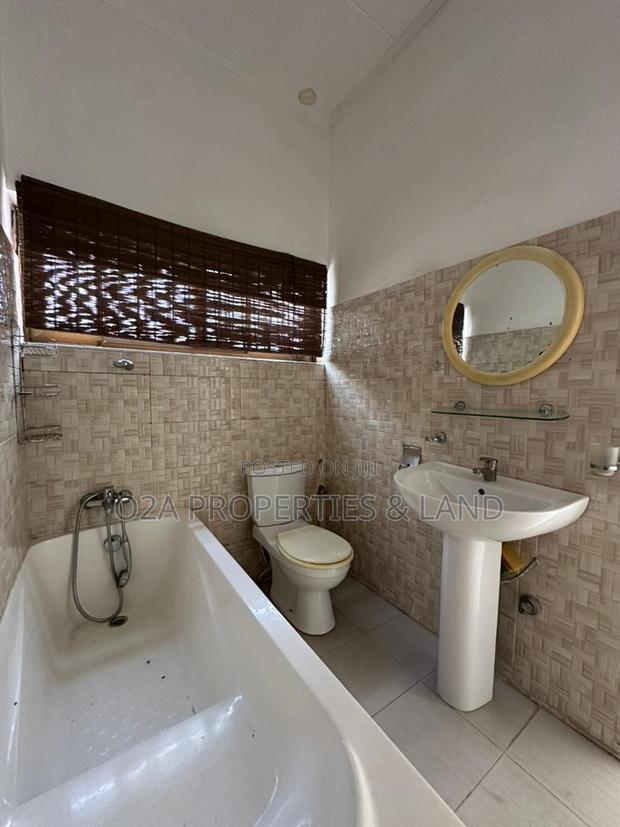 6bdrm House in Dzorwulu / Abelempe for rent photo 9