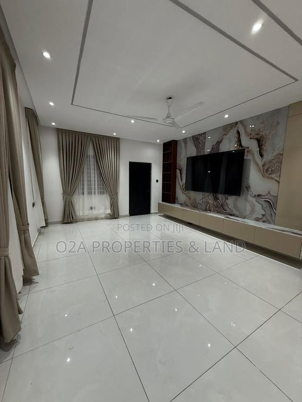 Furnished 4bdrm House in Spintex, Baatsona Total for sale photo 8