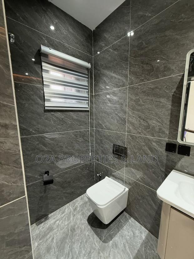 Furnished 4bdrm House in Spintex, Baatsona Total for sale photo 9