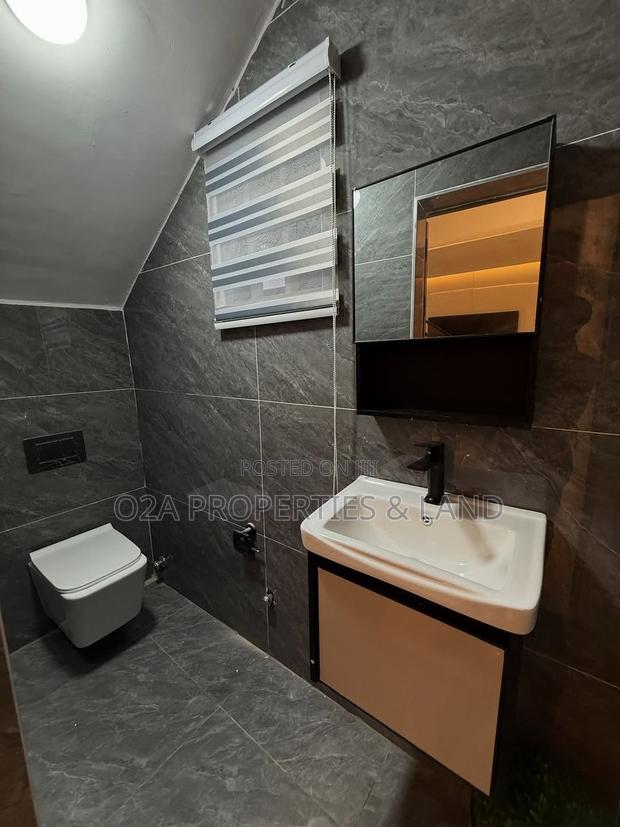 Furnished 4bdrm House in Spintex, Baatsona Total for sale photo 11
