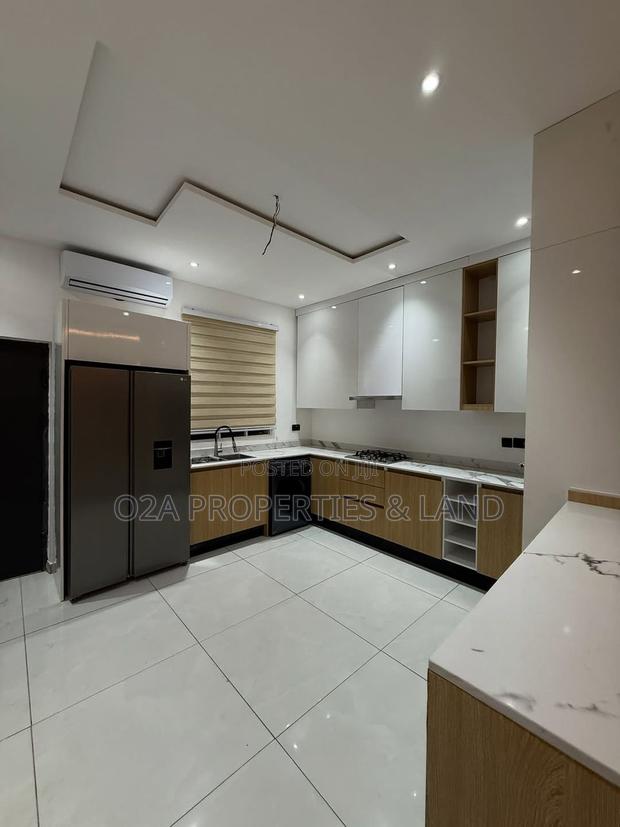 Furnished 4bdrm House in Spintex, Baatsona Total for sale photo 12