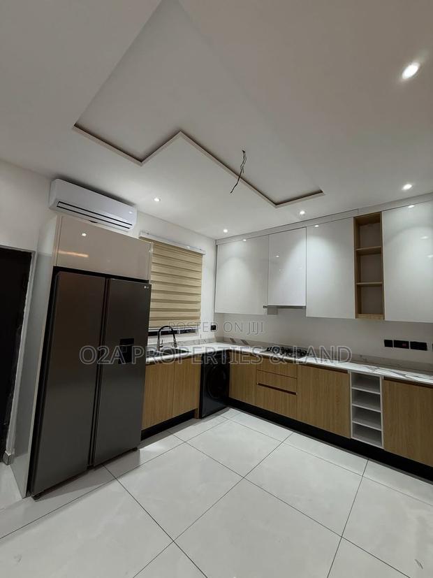 Furnished 4bdrm House in Spintex, Baatsona Total for sale photo 13