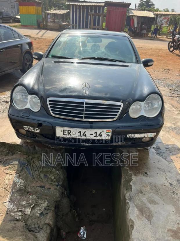 Mercedes-Benz C180 2007 Black