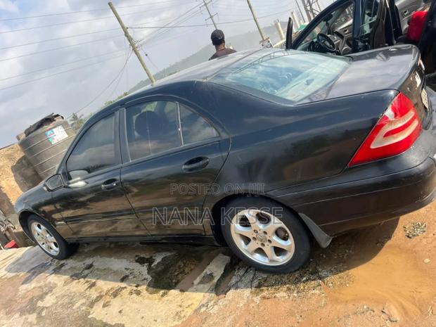 Mercedes-Benz C180 2007 Black