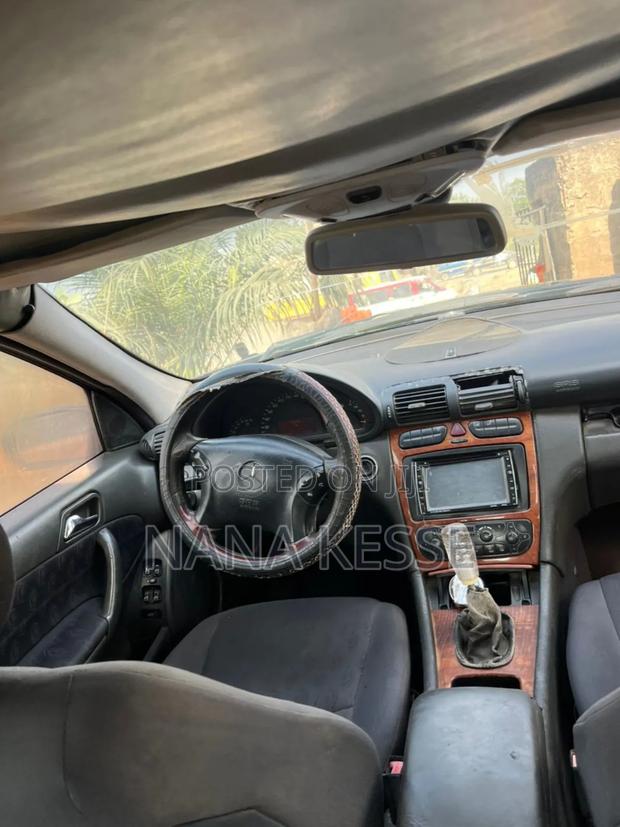 Mercedes-Benz C180 2007 Black