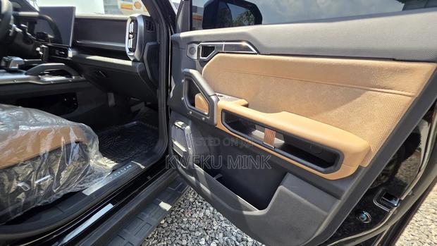 New Jetour T2 2.0 Petrol AWD 2025 Black photo 7