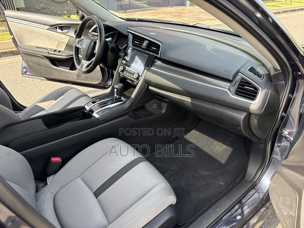 Honda Civic EX Sedan 2019 Gray