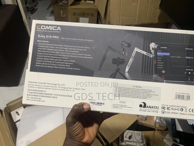 Comica Ejoy D10 Pro RGB Cardioid Dynamic Wireless Microphone photo 2