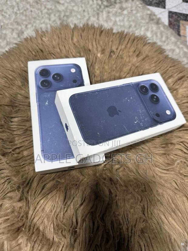 New Apple iPhone 17 Pro 256 GB Blue