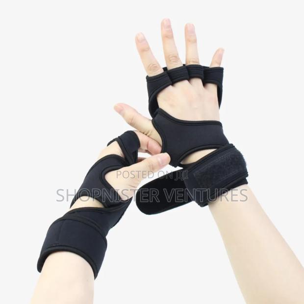 1 Pair Weight Lifting Gloves Cross Training Non-Slip Silicone Padding