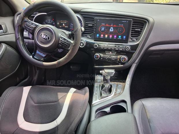 Kia K5 2015 Black photo 5