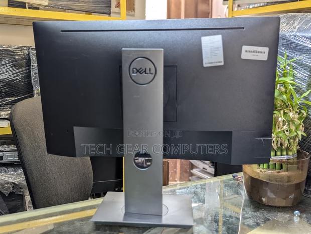 Dell P2317h photo 2