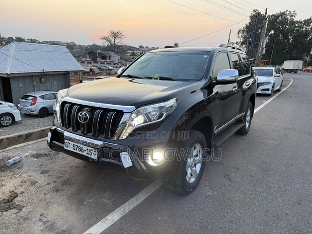 Toyota Land Cruiser Prado 2015 Black