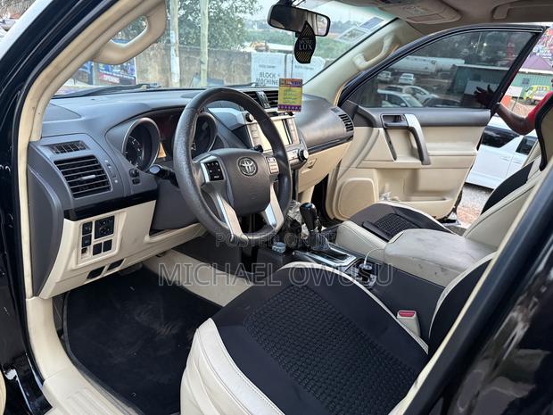 Toyota Land Cruiser Prado 2015 Black