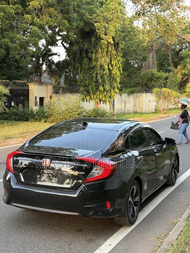 Honda Civic Touring 4dr Sedan (1.5L 4cyl) 2017 Black