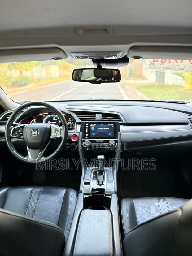 Honda Civic Touring 4dr Sedan (1.5L 4cyl) 2017 Black