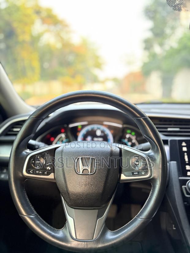 Honda Civic Touring 4dr Sedan (1.5L 4cyl) 2017 Black