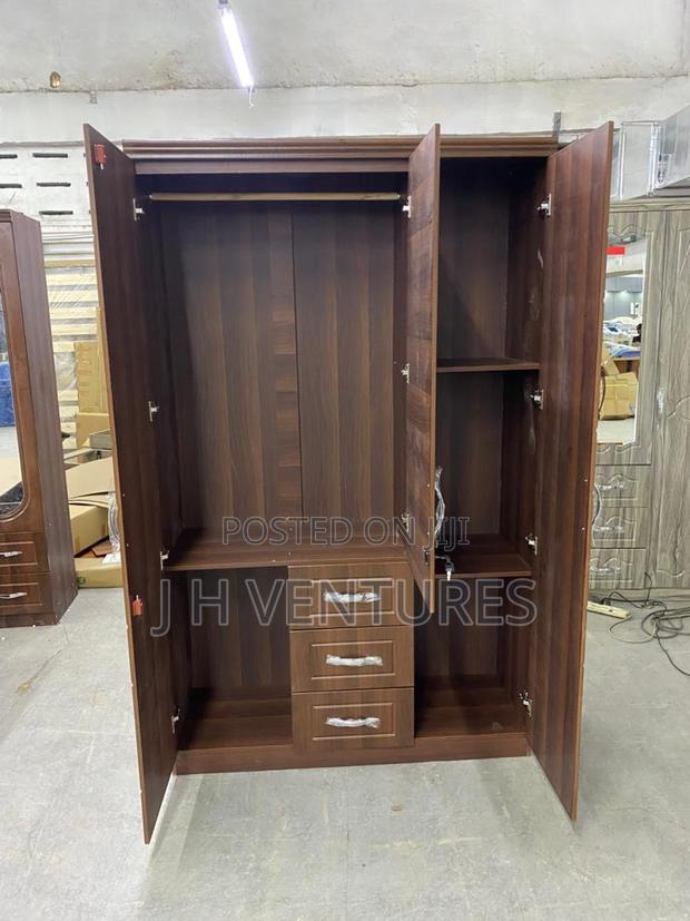 Wooden Wardrobe photo 7