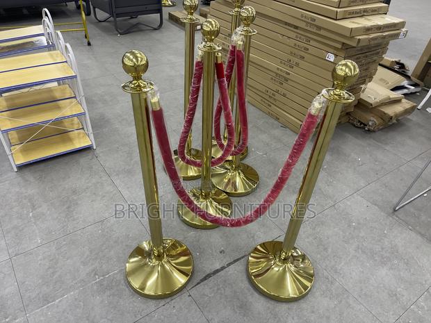 Modern High Quality Barricade · Photo 4