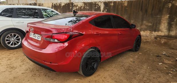 Hyundai Elantra SE 4dr Sedan (1.8L 4cyl 6A) 2015 Red photo 5