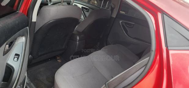 Hyundai Elantra SE 4dr Sedan (1.8L 4cyl 6A) 2015 Red photo 8