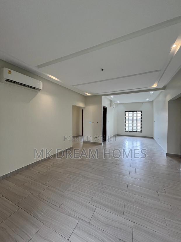 3bdrm Townhouse / Terrace in Adjiriganor for rent photo 2