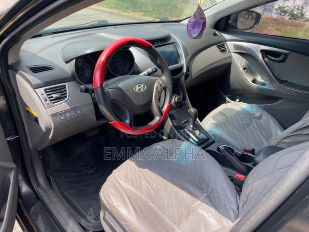 Hyundai Elantra GLS Automatic 2012 Black photo 7